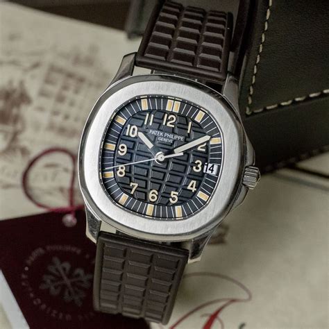 patek philippe vintage aquanaut|Patek Philippe aquanaut steel price.